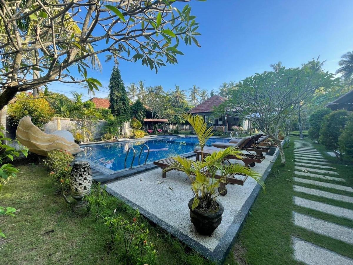 Hotel Mutiara Bali Candidasa Exterior foto