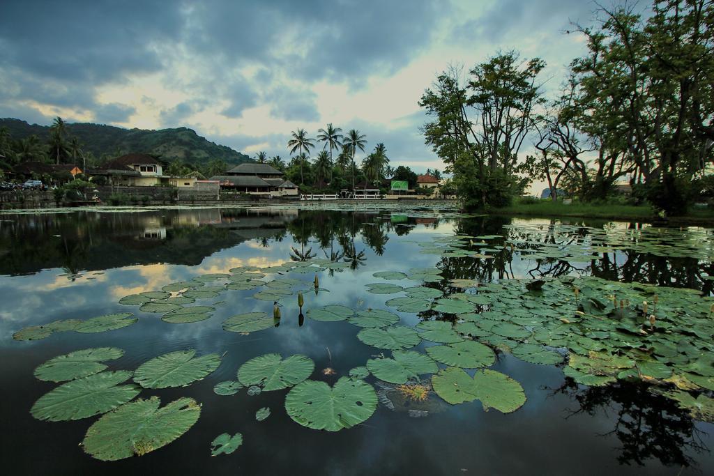 Hotel Mutiara Bali Candidasa Exterior foto