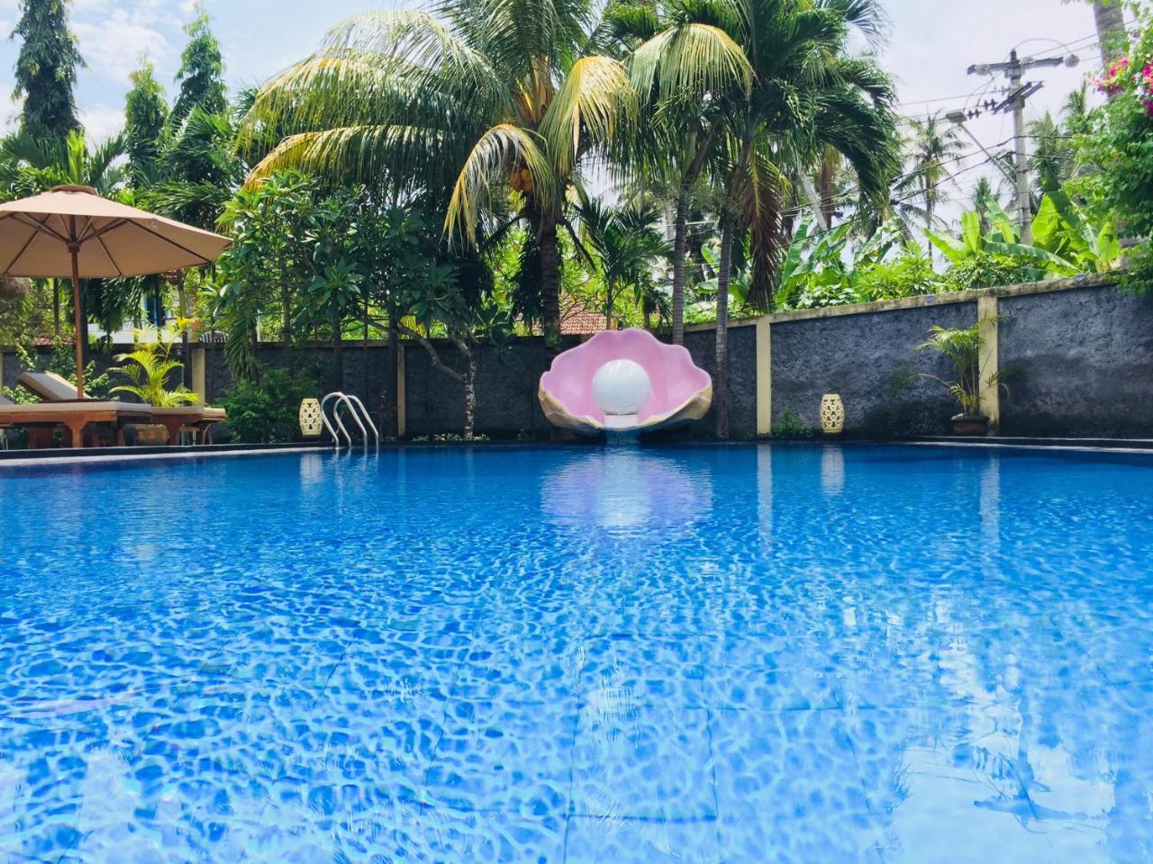Hotel Mutiara Bali Candidasa Exterior foto